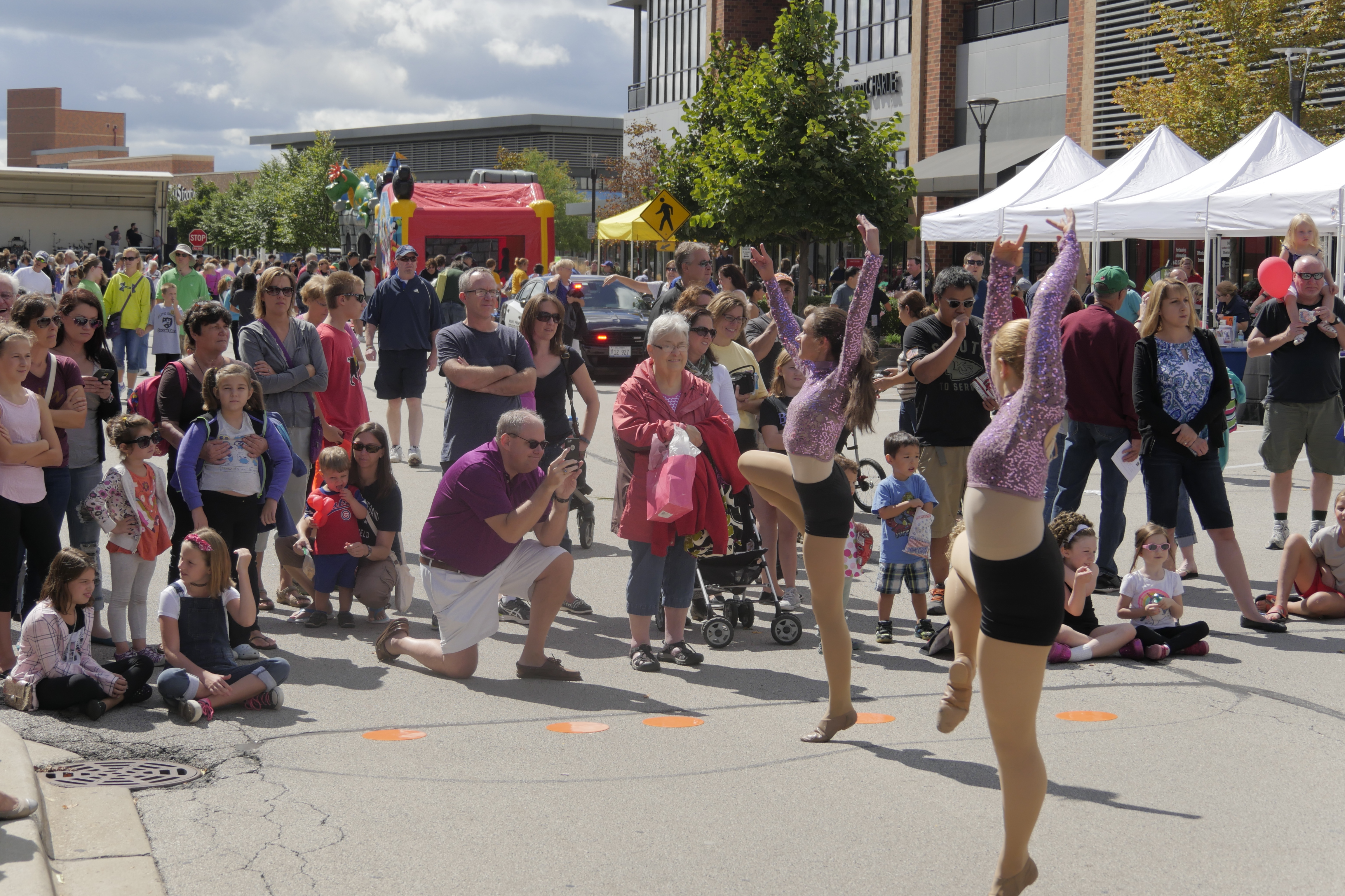 Randhurst Village Street Fest To Salute Mount Prospect S